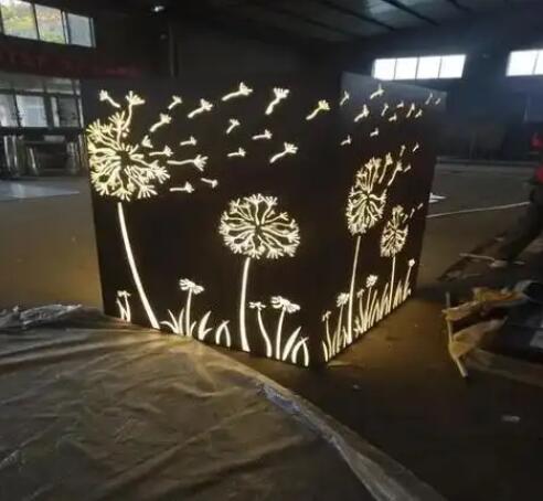 关岭耐候钢灯箱